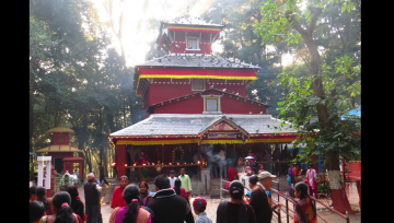 बागलुङको कालिका मन्दिरमा आठ दिनमा पाँच लाख धार्मिक पर्यटक